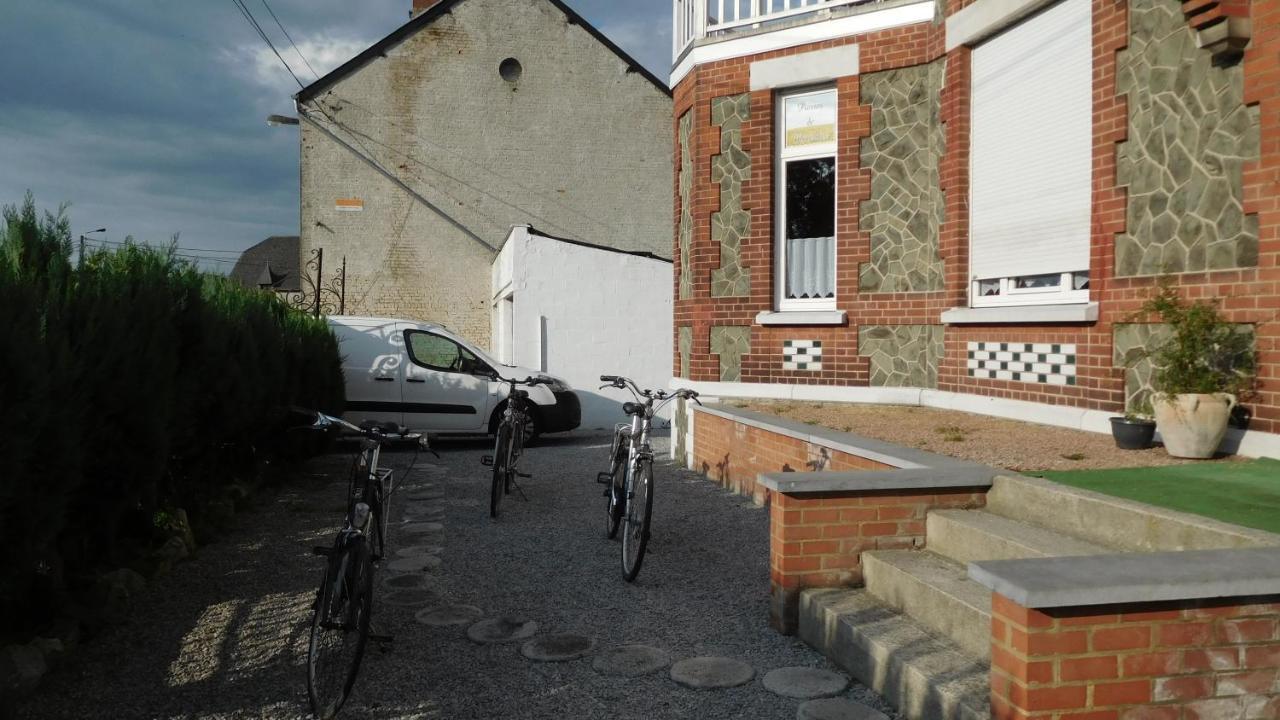 Bed and Breakfast La Cle Des Sens Le Faubourg Exterior foto